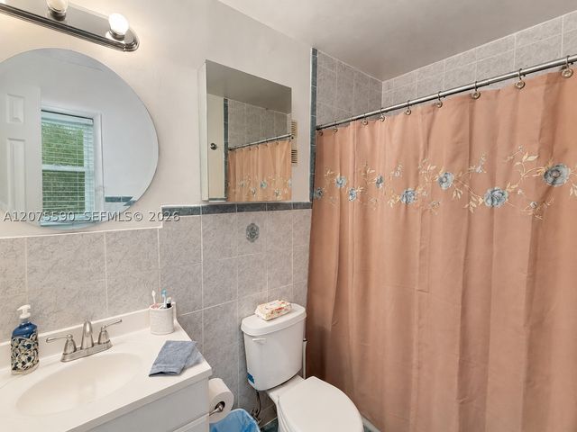 14107 SW 66th St D7, Miami, FL 33183