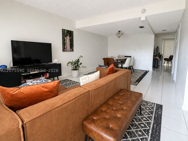 14107 SW 66th St D7, Miami, FL 33183