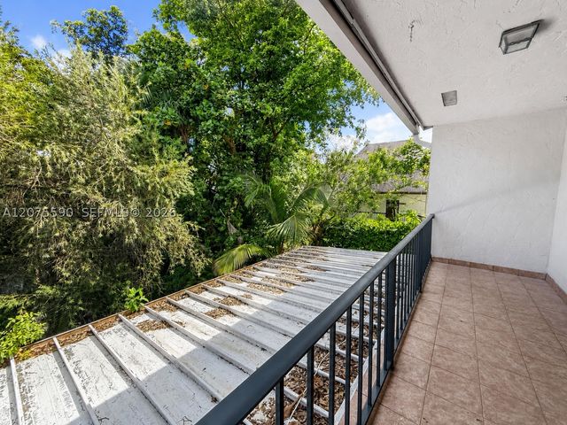 14107 SW 66th St D7, Miami, FL 33183