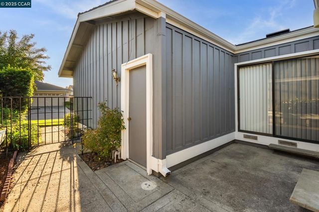 1942 Rancho Verde Circle E, Danville, CA 94526