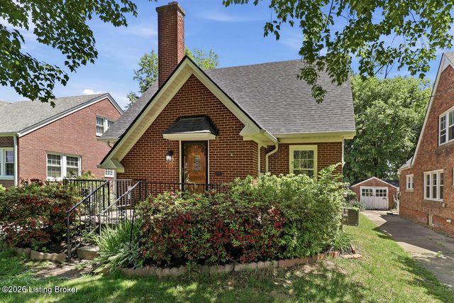 4625 Southcrest Dr, Louisville, KY 40215