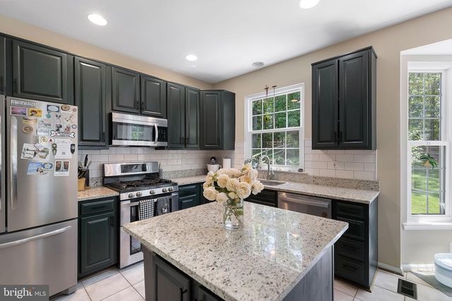 3587 LIONS FIELD ROAD, Triangle, VA 22172