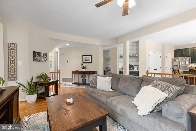 3587 LIONS FIELD ROAD, Triangle, VA 22172