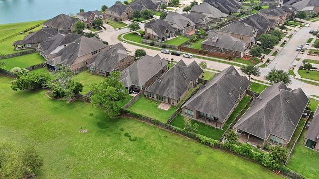 2627 River Run Road, Missouri City, TX 77459
