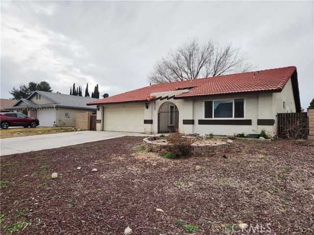 12850 Bermuda Dunes Drive, Victorville, CA 92395