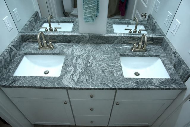 3004 Fountain, Salina, KS 67401