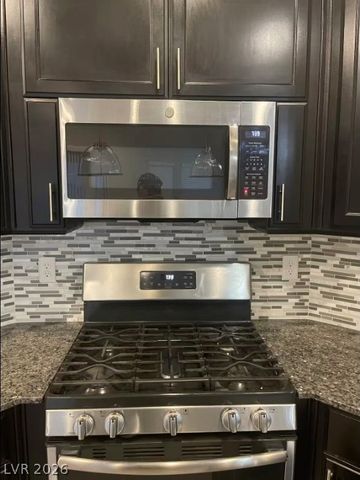 7066 South Bronco Street, Las Vegas, NV 89118