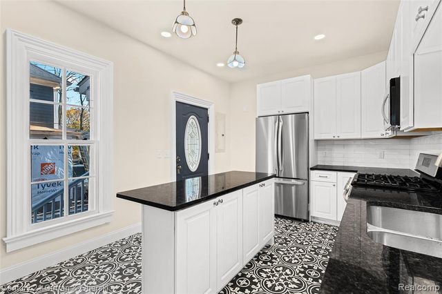 410 E Main Street, Northville, MI 48167