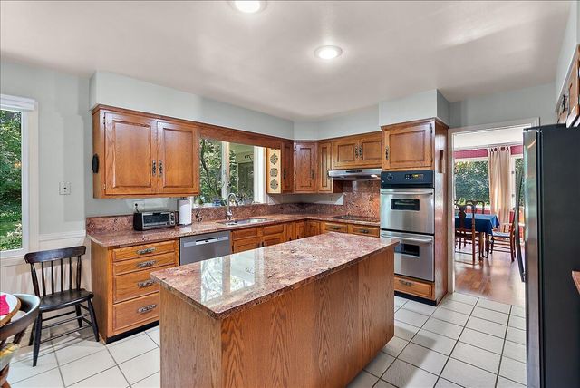 1354 Cornell Avenue SE, Grand Rapids, MI 49506