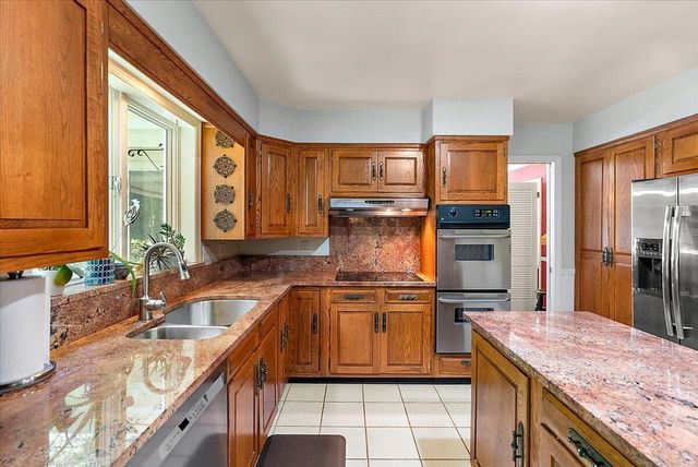 1354 Cornell Avenue SE, Grand Rapids, MI 49506