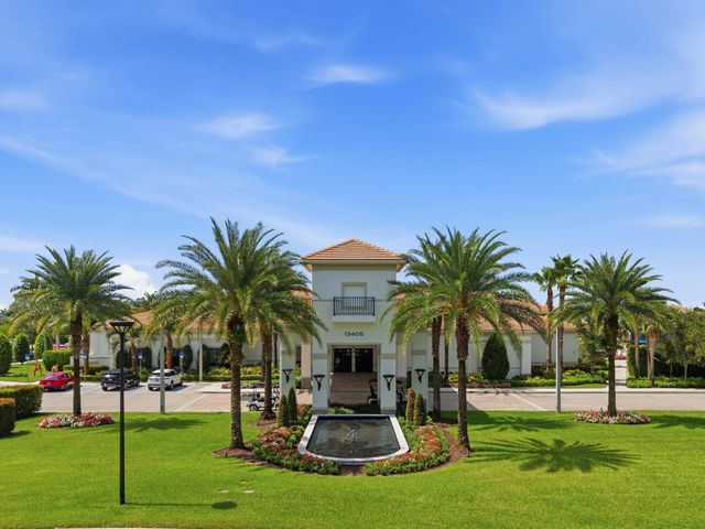 7723 Monarch Court, Delray Beach, FL 33446