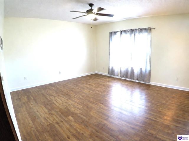 215 Blue Ridge Way, Vine Grove, KY 40175