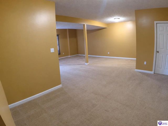 215 Blue Ridge Way, Vine Grove, KY 40175