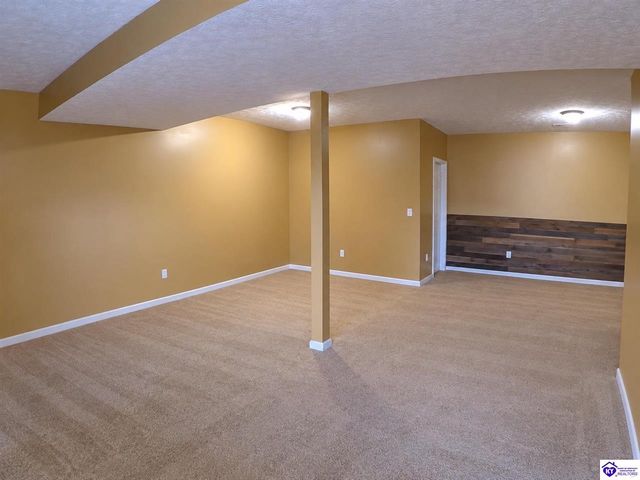 215 Blue Ridge Way, Vine Grove, KY 40175