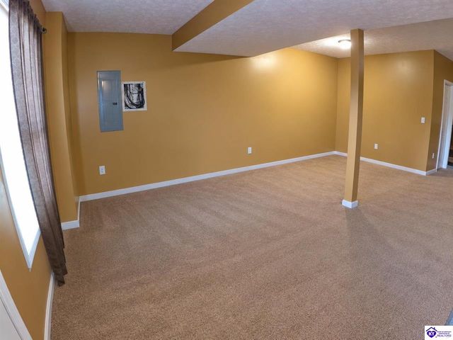 215 Blue Ridge Way, Vine Grove, KY 40175