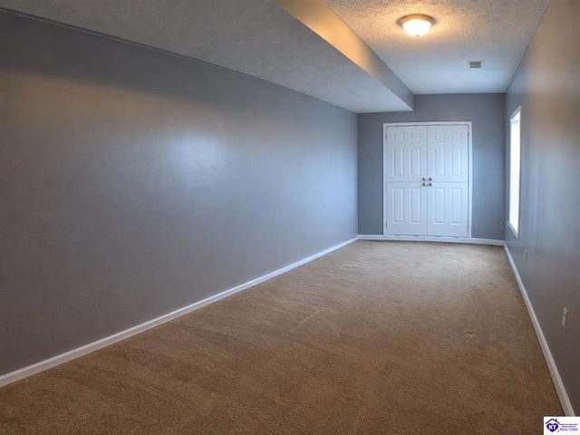 215 Blue Ridge Way, Vine Grove, KY 40175