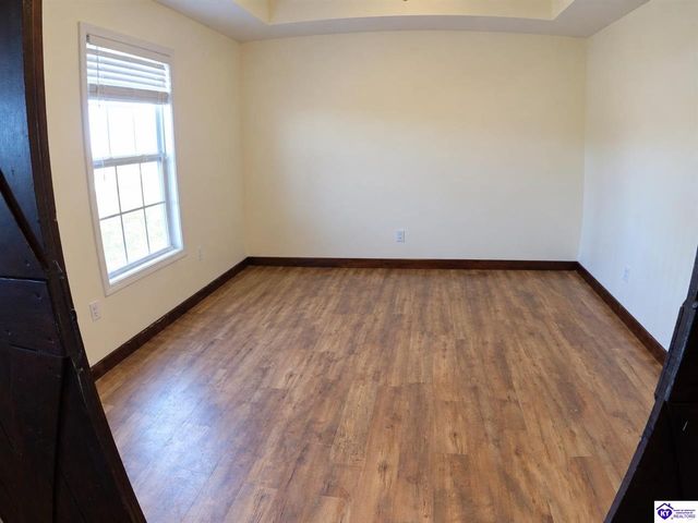 215 Blue Ridge Way, Vine Grove, KY 40175