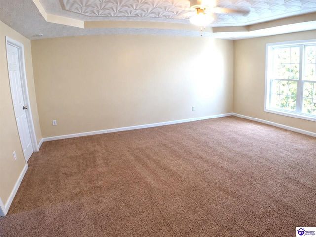 215 Blue Ridge Way, Vine Grove, KY 40175