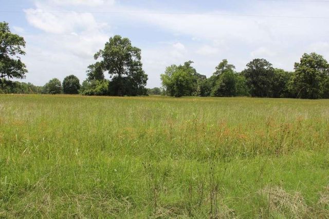 236 Adelaide Drive, Cleveland, TX 77327