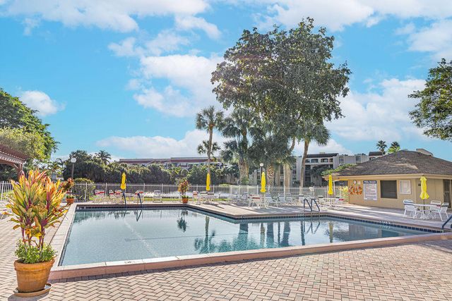 2455 Lindell Boulevard 3211, Delray Beach, FL 33444