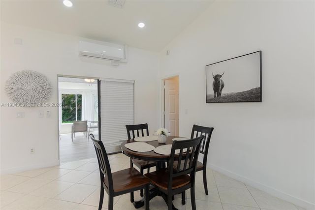 13976 Aster Ave, Wellington, FL 33414