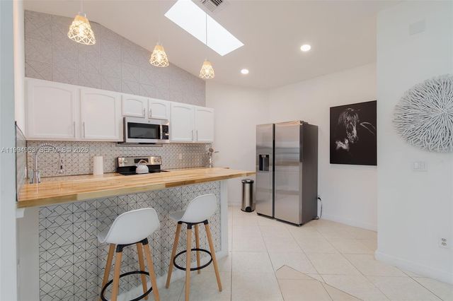 13976 Aster Ave, Wellington, FL 33414