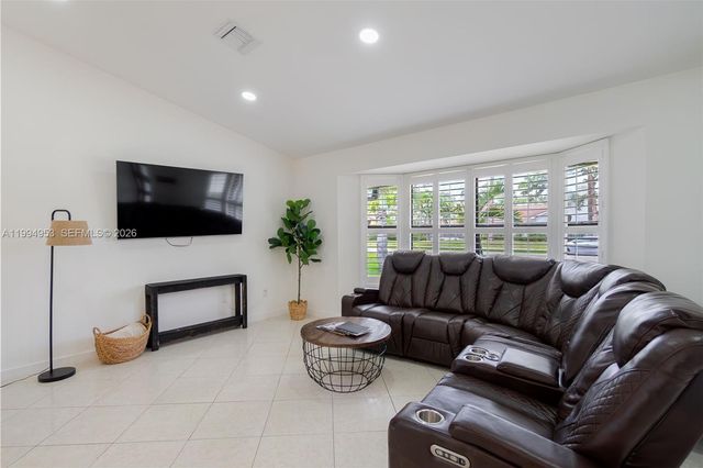 13976 Aster Ave, Wellington, FL 33414