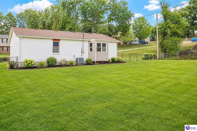 858 Shelby Avenue, Radcliff, KY 40160