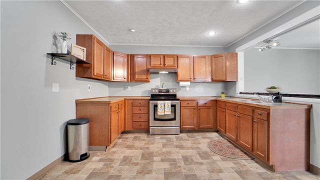 1988 State Route 14, Phelps, NY 14456