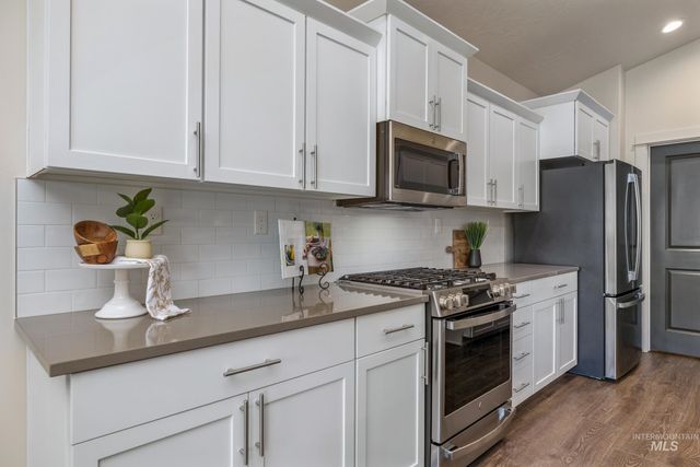 7565 W Itasco Dr, Boise, ID 83709