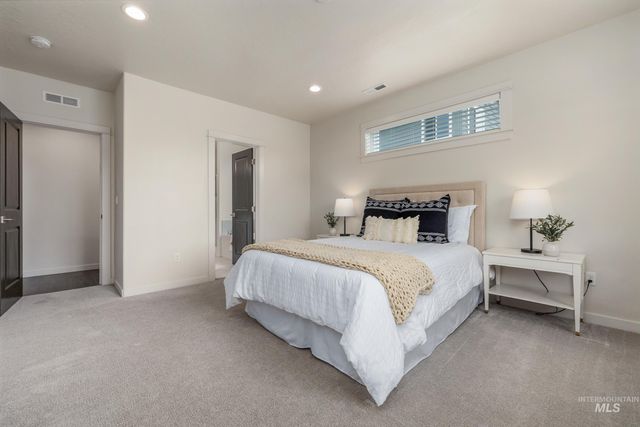 7565 W Itasco Dr, Boise, ID 83709