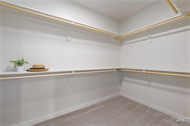 7565 W Itasco Dr, Boise, ID 83709