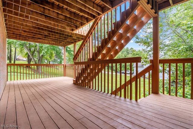 1405 Greenmont Hills Drive, Vienna, WV 26105