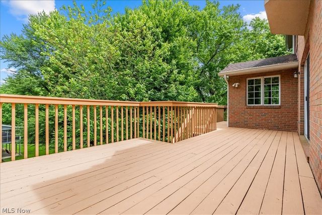1405 Greenmont Hills Drive, Vienna, WV 26105