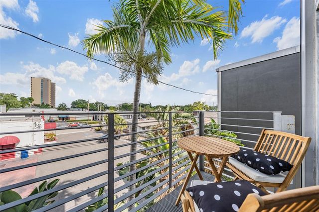 3107 W DE LEON STREET 6, Tampa, FL 33609