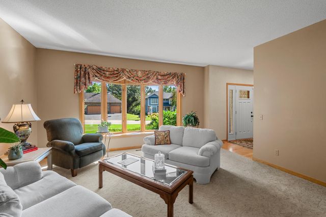 14178 Mccoy Court, Eden Prairie, MN 55347