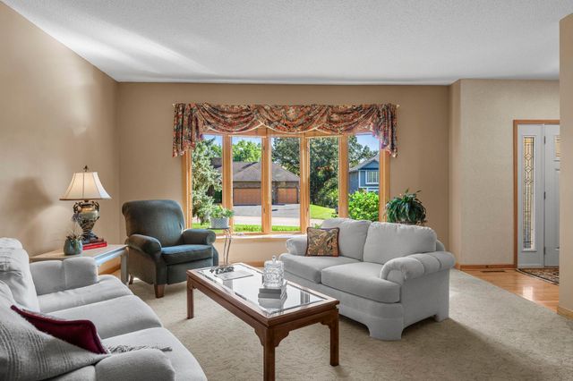 14178 Mccoy Court, Eden Prairie, MN 55347