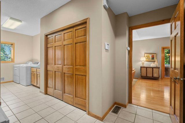 14178 Mccoy Court, Eden Prairie, MN 55347