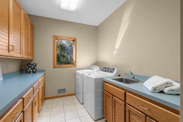 14178 Mccoy Court, Eden Prairie, MN 55347