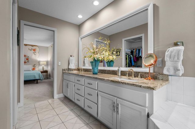14178 Mccoy Court, Eden Prairie, MN 55347