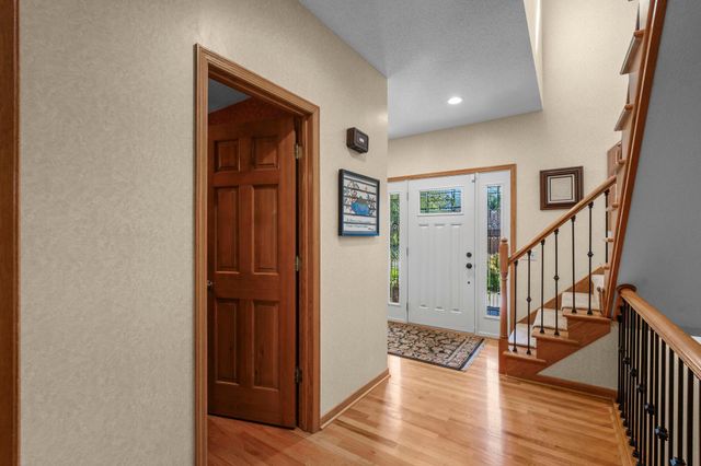 14178 Mccoy Court, Eden Prairie, MN 55347