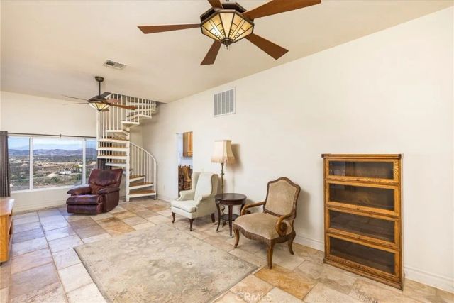 39330 Gray Squirrel, Temecula, CA 92592