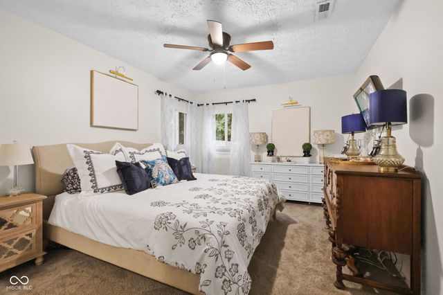 2715 W 78th Street, Indianapolis, IN 46268