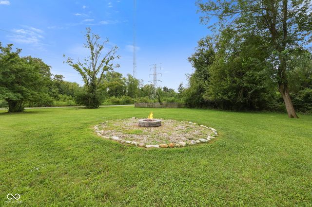 2715 W 78th Street, Indianapolis, IN 46268
