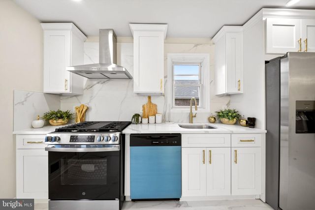 8217 LAUREL DR, Baltimore, MD 21234