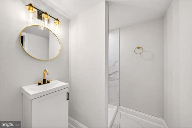 8217 LAUREL DR, Baltimore, MD 21234