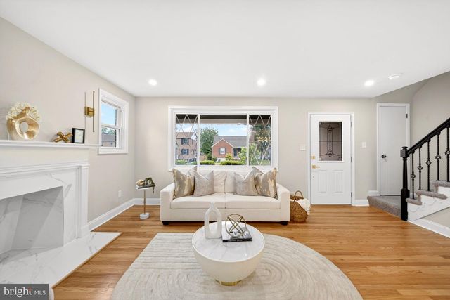 8217 LAUREL DR, Baltimore, MD 21234
