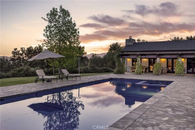 10585 Santa Paula Ojai Road, Ojai, CA 93060