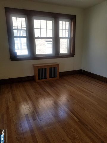 130-2 Rutherford Place 2L, North Arlington, NJ 07031