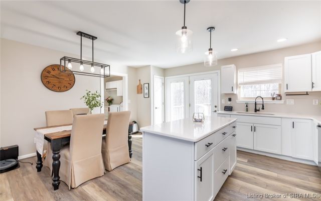 400 Reba Jackson Drive, Jeffersonville, IN 47130